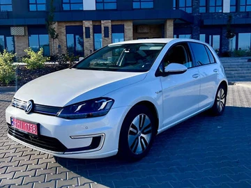 Авто Volkswagen E-Golf 2015 № 8243867
