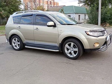 Авто Mitsubishi Outlander Xl 2009 № 8243903
