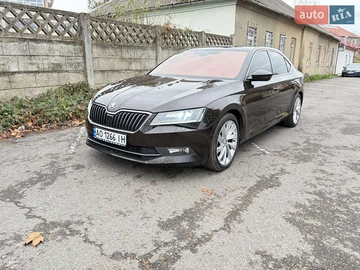 Авто Skoda Superb 2019 № 8243996