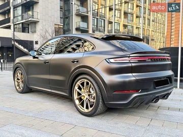 Авто Porsche Cayenne 2024 № 8244112