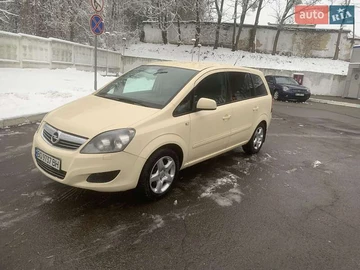 Авто Opel Zafira 2013 № 8244378