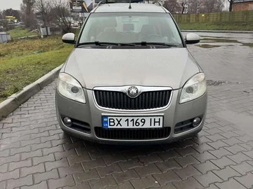 Авто Skoda Roomster 2007 № 8244382