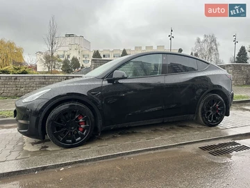 Авто Tesla Model Y 2021 № 8244415