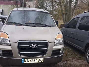 Авто Hyundai H-1 2007 № 8244642