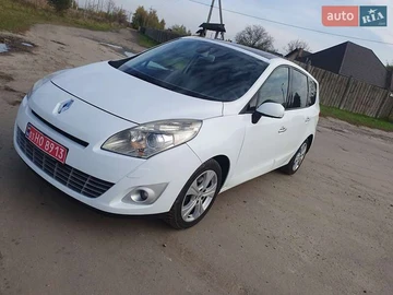 Авто Renault Grand Scenic 2010 № 8244661