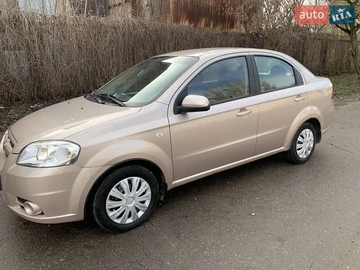 Авто Chevrolet Aveo 2008 № 8244813
