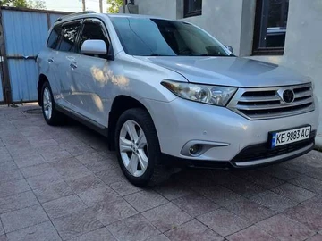 Авто Toyota Highlander 2011 № 8244924