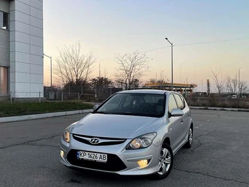 Авто Hyundai I30 2011 № 8245892