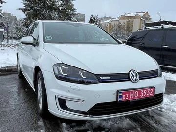Авто Volkswagen E-Golf 2016 № 8245894