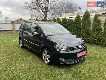 Авто Volkswagen Touran 2011 № 8245910
