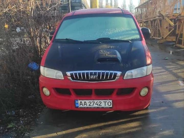 Авто Hyundai H-1 2005 № 8246666
