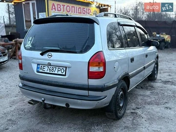 Авто Opel Zafira 2000 № 8246667
