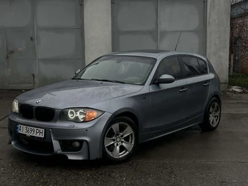 Авто BMW 1 Series 2004 № 8246695