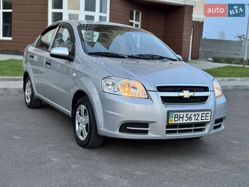 Авто Chevrolet Aveo 2006 № 8246760