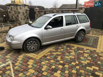 Авто Volkswagen Golf 2003 № 8247112