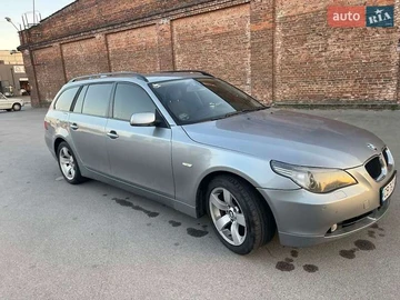 Авто BMW 5 Series 2004 № 8247632