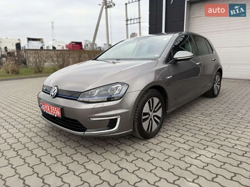 Авто Volkswagen E-Golf 2015 № 8247899