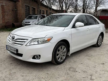 Авто Toyota Camry 2011 № 8247903