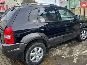 Авто Hyundai Tucson 2005 № 8247911