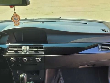 Авто BMW 5 Series 2005 № 8247937