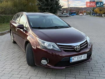 Авто Toyota Avensis 2012 № 8248068