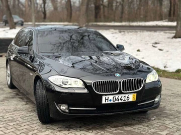 Авто BMW 5 Series 2012 № 8248474