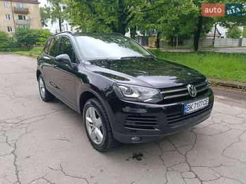 Авто Volkswagen Touareg 2014 № 8249081