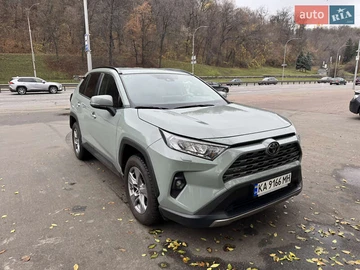 Авто Toyota Rav4 2023 № 8249230