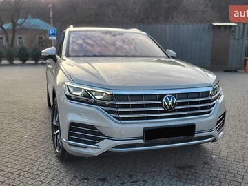 Авто Volkswagen Touareg 2021 № 8249339