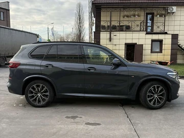 Авто BMW X5 2022 № 8249350