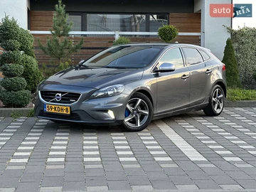 Авто Volvo V40 2014 № 8249398