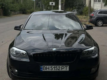 Авто BMW 5 Series 2012 № 8249404