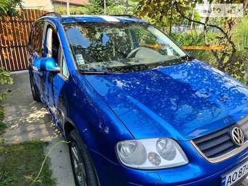 Авто Volkswagen Touran 2006 № 8249474
