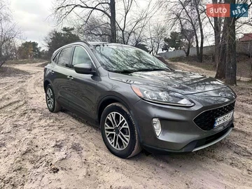 Авто Ford Escape 2021 № 8249528