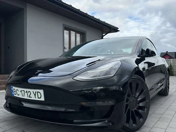 Авто Tesla Model 3 2021 № 8249785