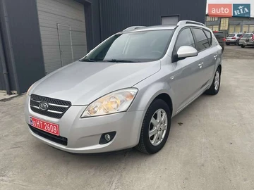 Авто KIA Ceed 2009 № 8249835