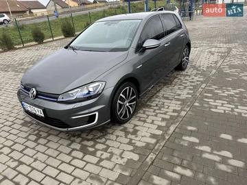 Авто Volkswagen E-Golf 2018 № 8249882