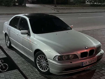 Авто BMW 5 Series 2001 № 8249971
