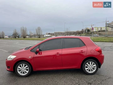 Авто Toyota Auris 2009 № 8249988