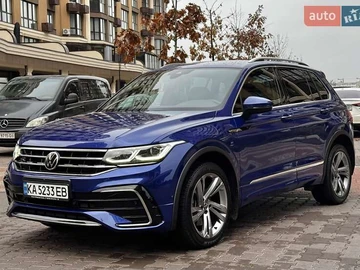 Авто Volkswagen Tiguan 2021 № 8250176