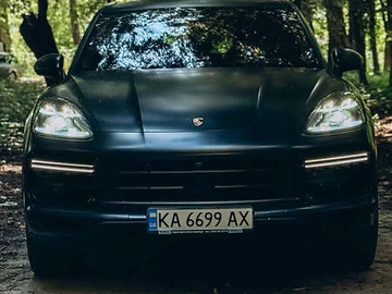 Авто Porsche Cayenne 2018 № 8250189