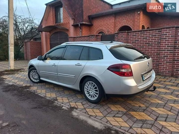 Авто Renault Laguna 2011 № 8250390