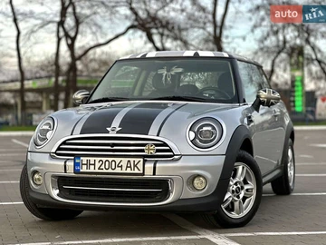 Авто MINI Cooper 2010 № 8250403