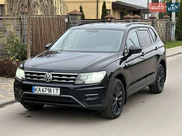 Авто Volkswagen Tiguan 2020 № 8250459
