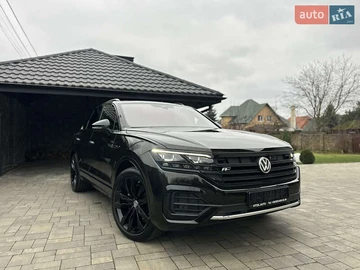 Авто Volkswagen Touareg 2019 № 8250527