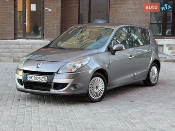 Авто Renault Scenic 2009 № 8251273