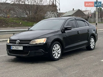 Авто Volkswagen Jetta 2013 № 8251435