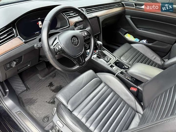 Авто Volkswagen Passat 2018 № 8251788