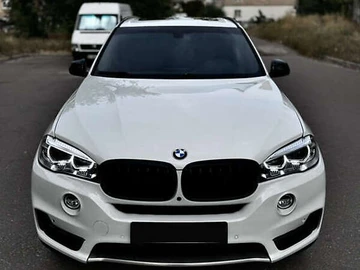 Авто BMW X5 2017 № 8251801