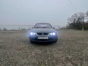 Авто Opel Vectra 1999 № 8252032